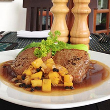Apsara Centrepole Hotel Siem Reap Bagian luar foto