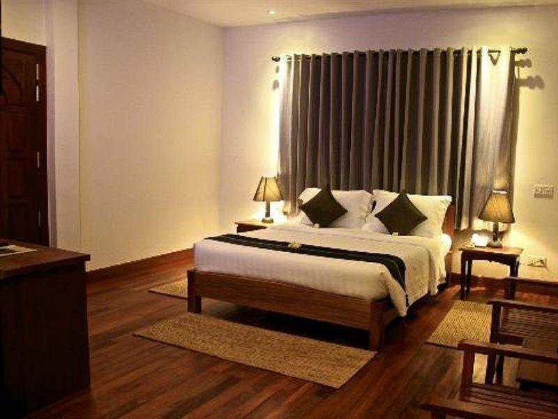 Apsara Centrepole Hotel Siem Reap Bagian luar foto