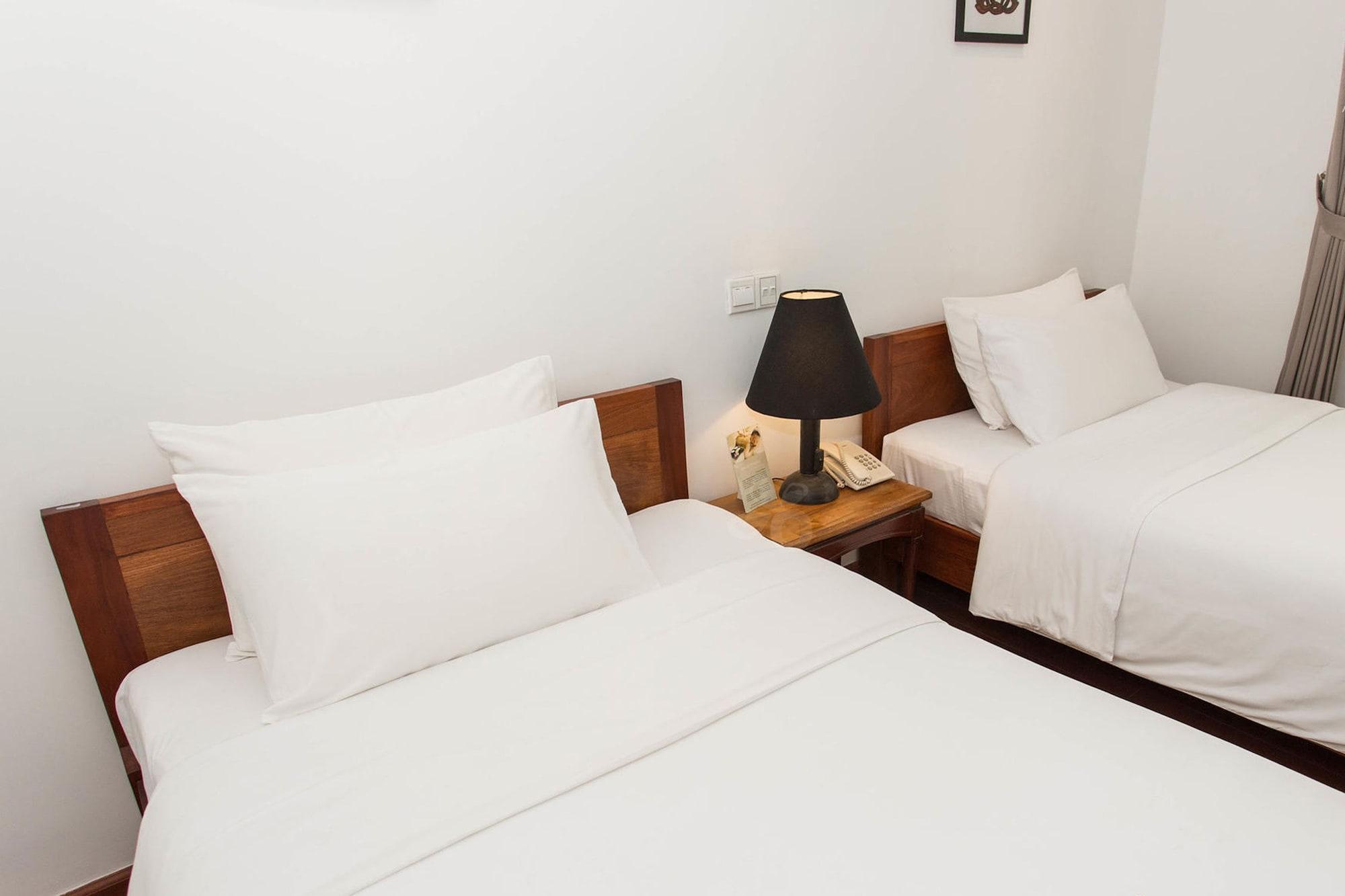 Apsara Centrepole Hotel Siem Reap Bagian luar foto