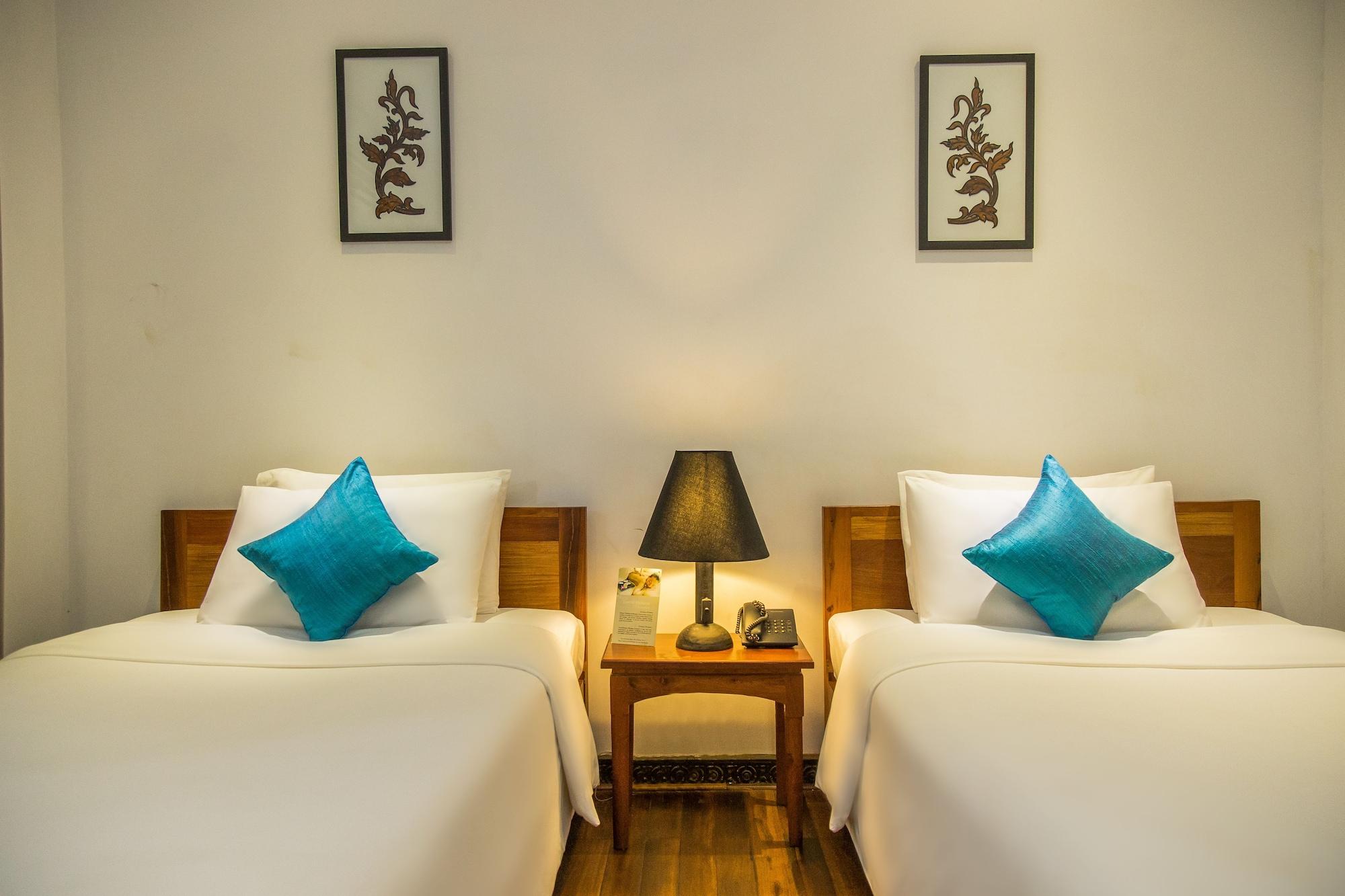 Apsara Centrepole Hotel Siem Reap Bagian luar foto