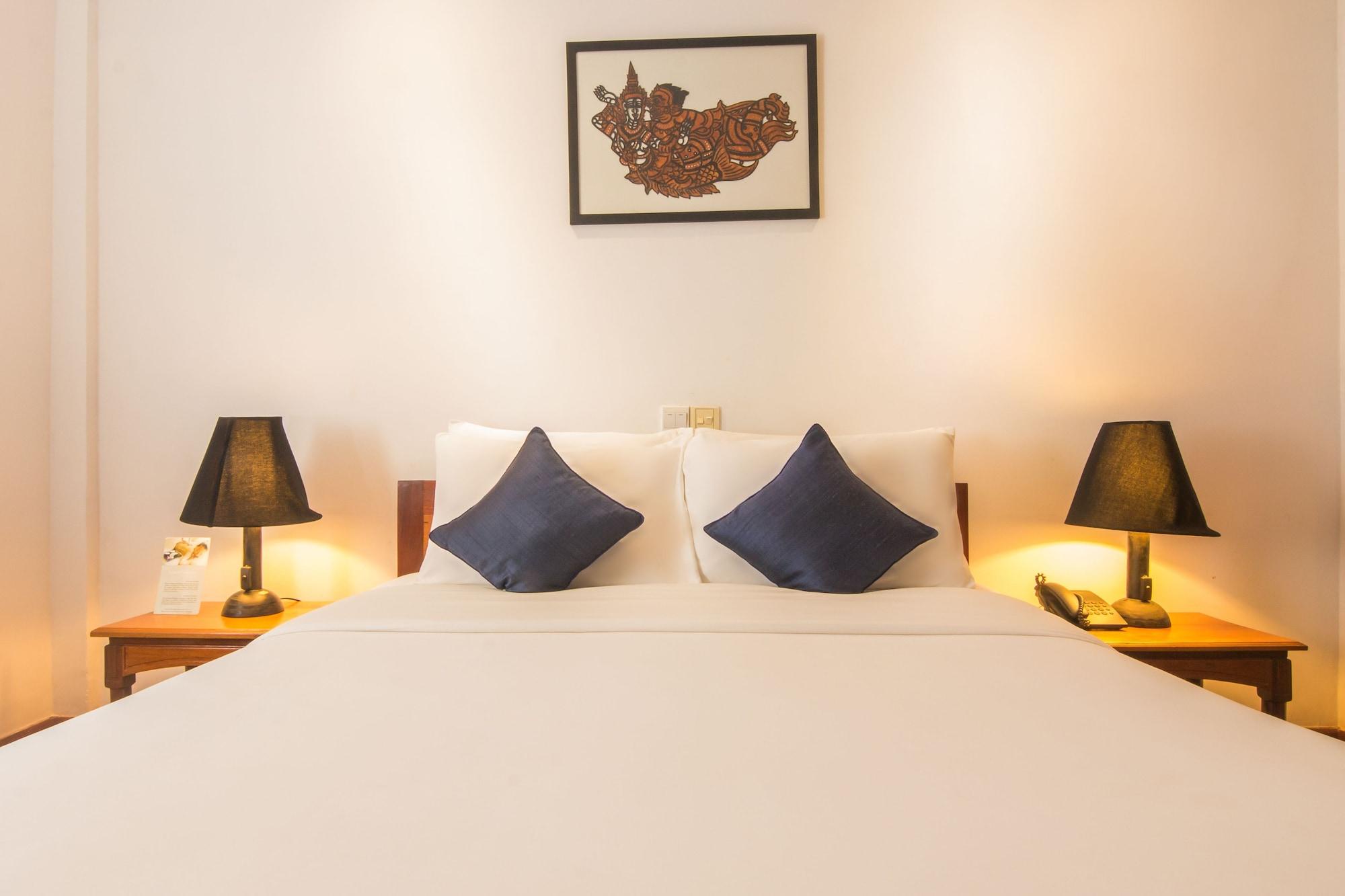 Apsara Centrepole Hotel Siem Reap Bagian luar foto