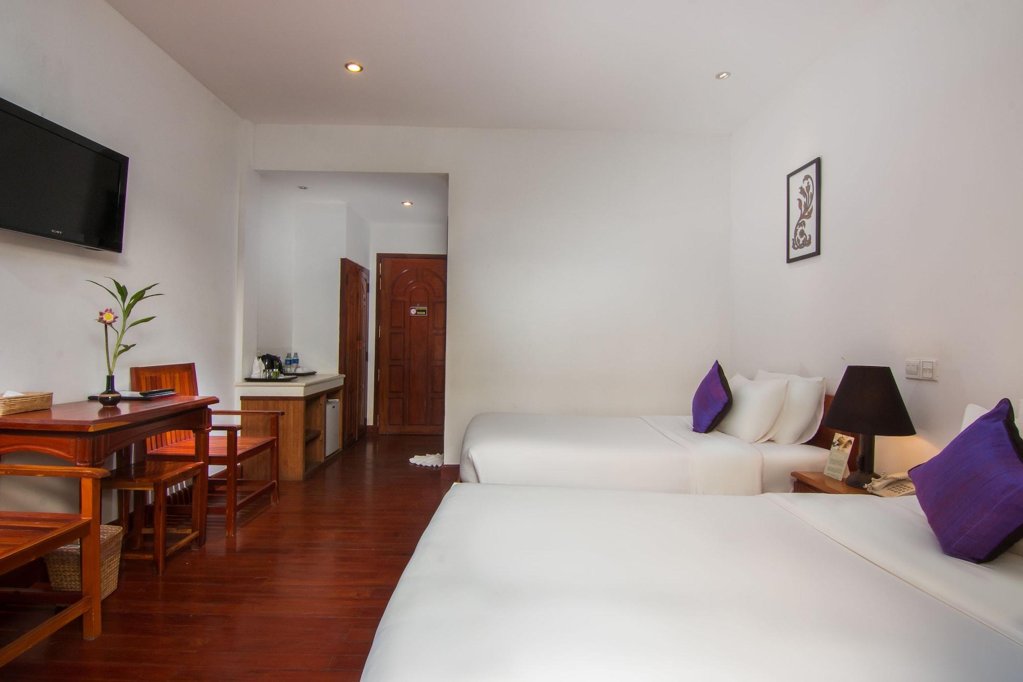 Apsara Centrepole Hotel Siem Reap Bagian luar foto