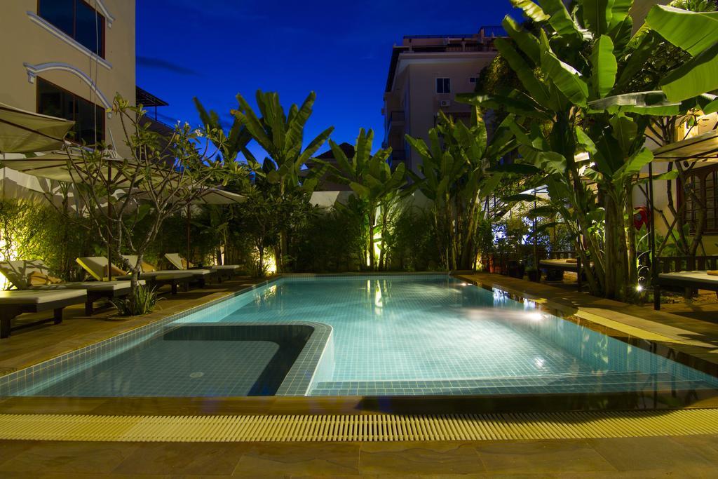Apsara Centrepole Hotel Siem Reap Bagian luar foto