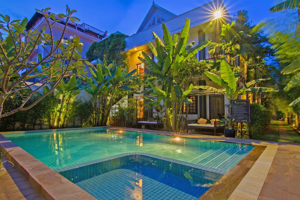 Apsara Centrepole Hotel Siem Reap Bagian luar foto